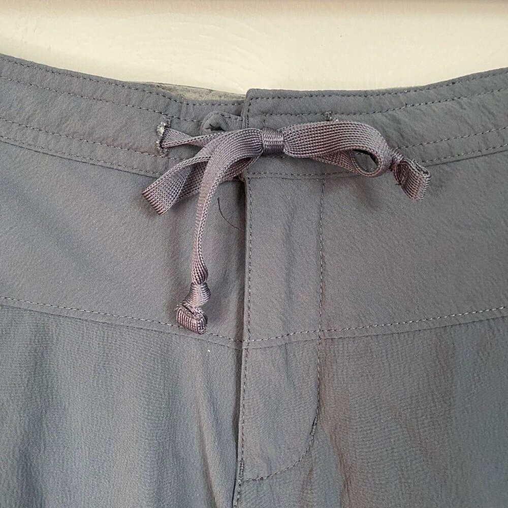 Mountain Hardwear size Women's 10/32 Gray Cargo Stretchy Hiking Outdoors Pants - Picture 4 of 11